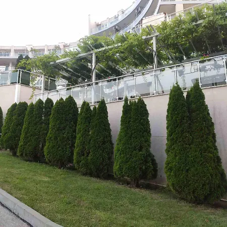 Apartment Silver A28