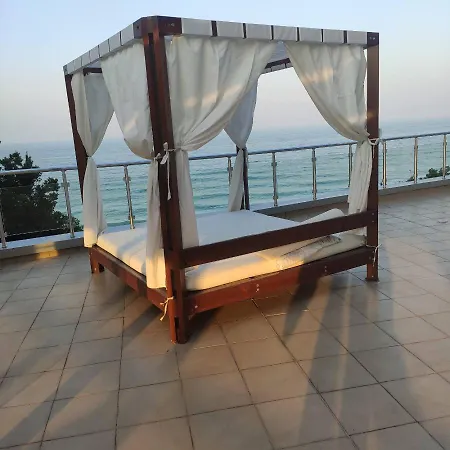 Silver A28 アパート *